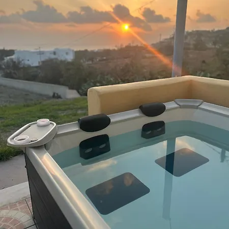 Kirina Private Traditional House * Kamári