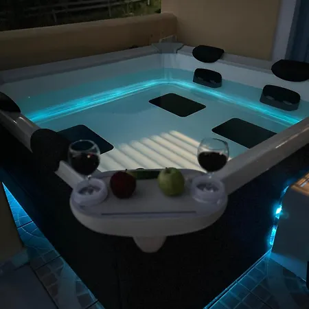 Dom wakacyjny Kirina Private Traditional House Kamári