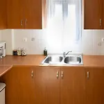 Kirina Private Traditional House *