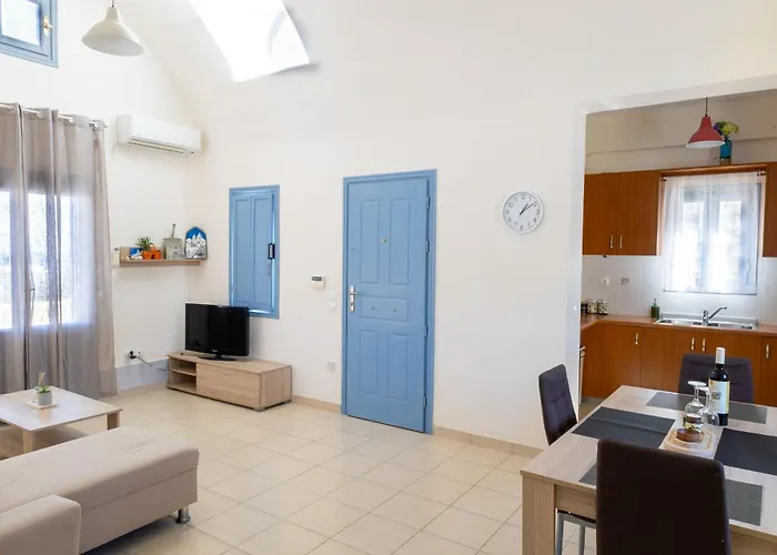 Holiday home Kirina Private Traditional House Kamari (Santorini)