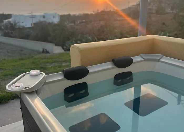 Kirina Private Traditional House * Kamari (Santorini)