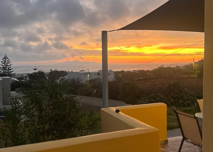 Kirina Private Traditional House Kamári